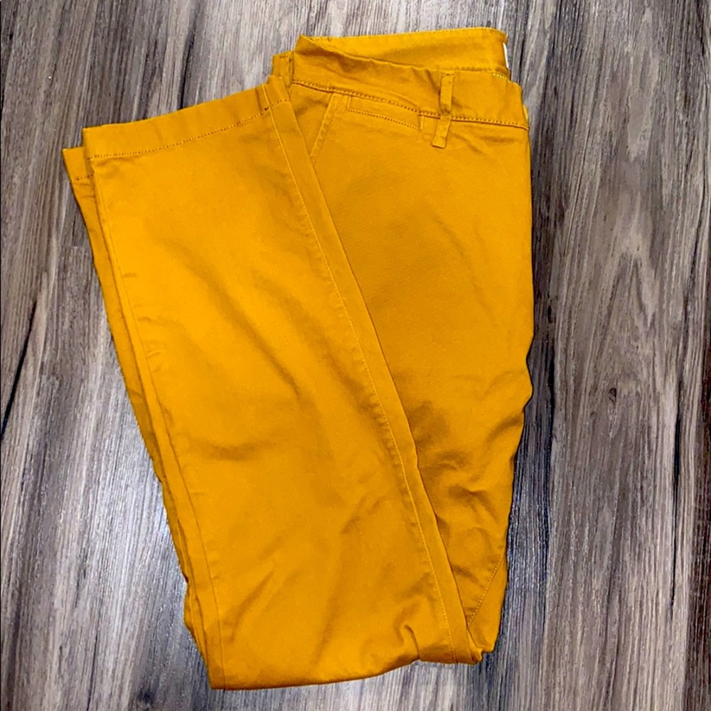 Goodfellow chinos